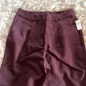 Wine colored NWT TAYLOR STRAIGHT TROUSER M TALL OLD NAVY